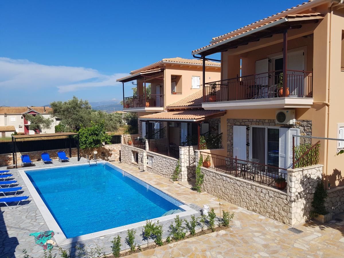 Alkionis Pool View Apartments Lefkada City Ngoại thất bức ảnh